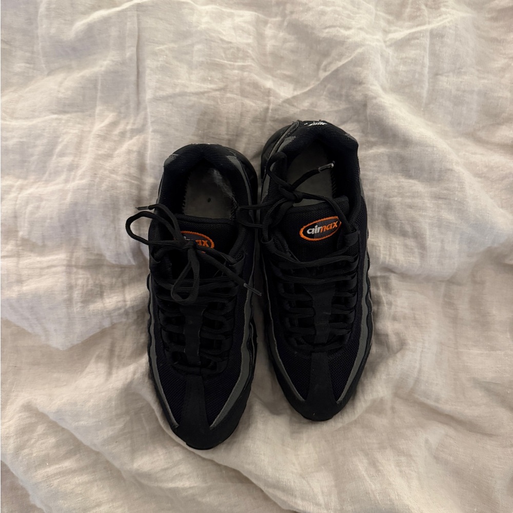NIKE AIR MAX 95 BLACK-SAFETY ORANGE-IRON‎ GREY SZ 8